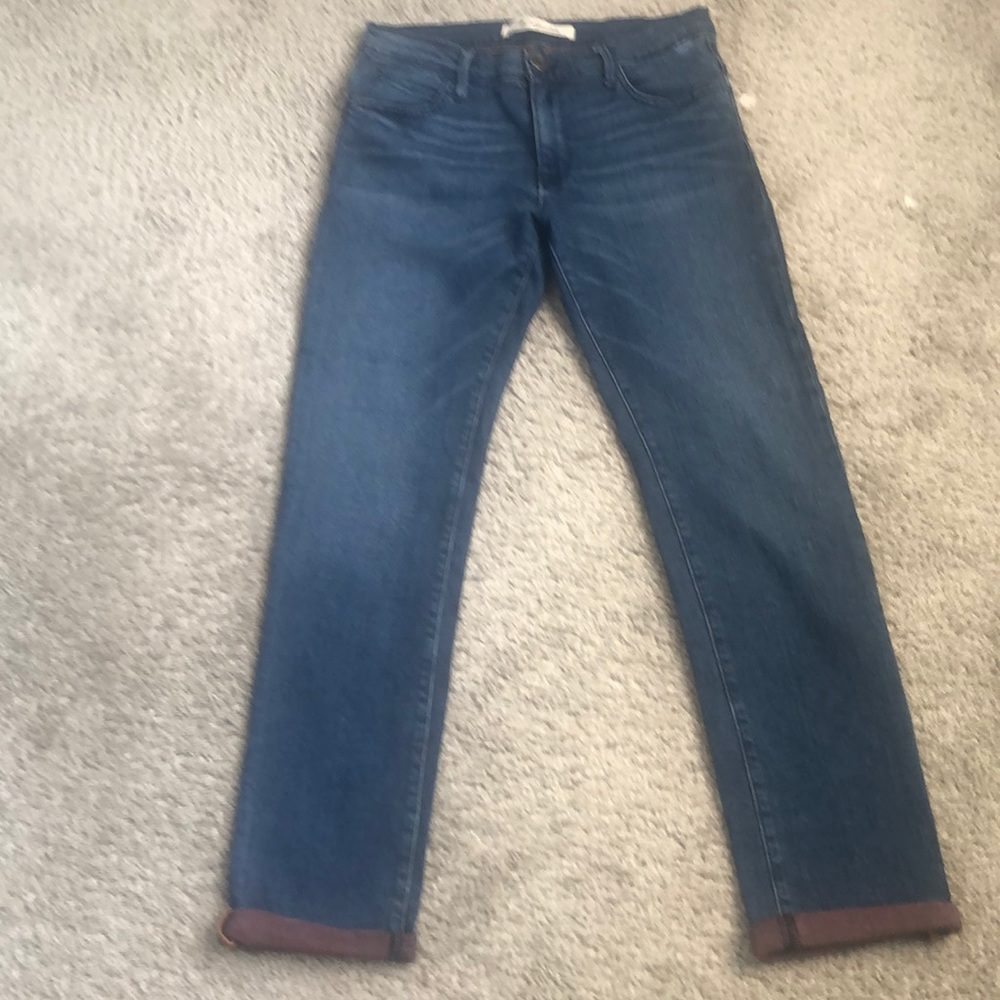 JW Signature women grams.Size 27.